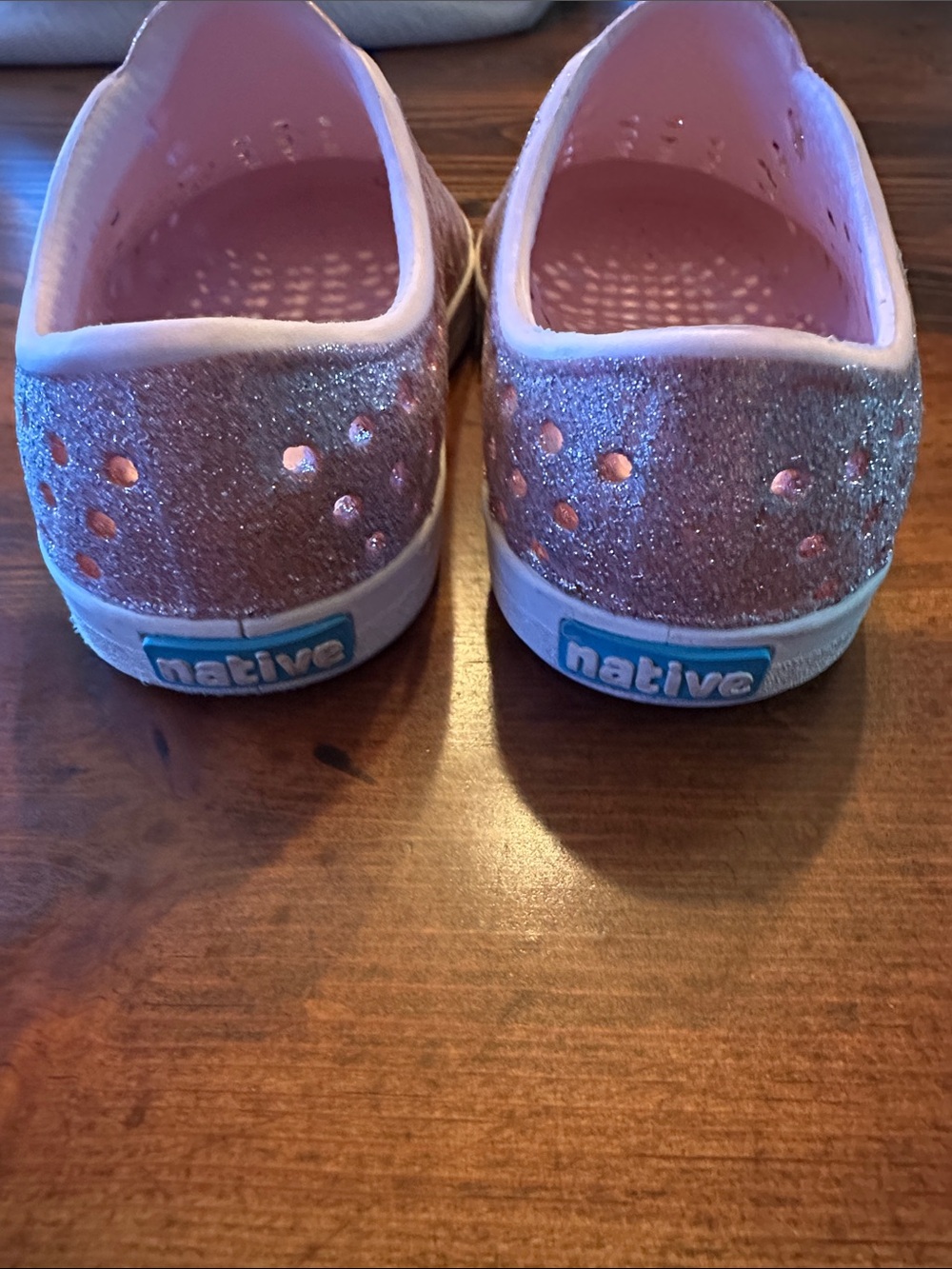 Native Kids/toddler Sz 7 Glitter Pink Silver - Picture 3 of 5